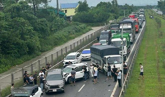 Gặp tai nạn giao thông trên đường? Bình tĩnh xử lý để tránh rắc rối lớn